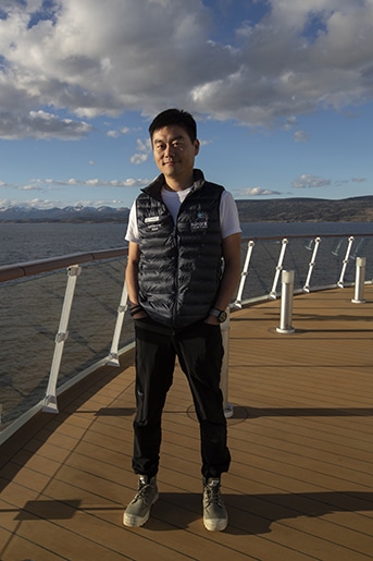 Haining Wang 王海宁